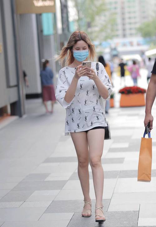 美女下衣失踪视频强力推荐，网友：那我试试！