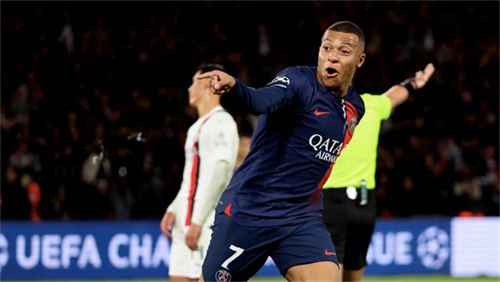 《实况足球》——超级速度与精准传射完美结合，梦幻级姆巴佩震撼登场