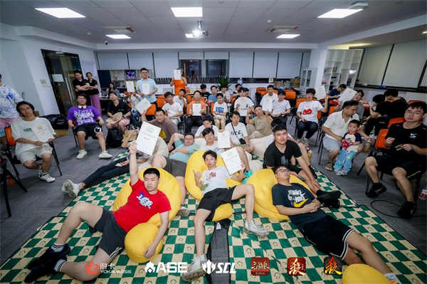 人头攒动，三国杀迎来千人对决，战火即将点燃