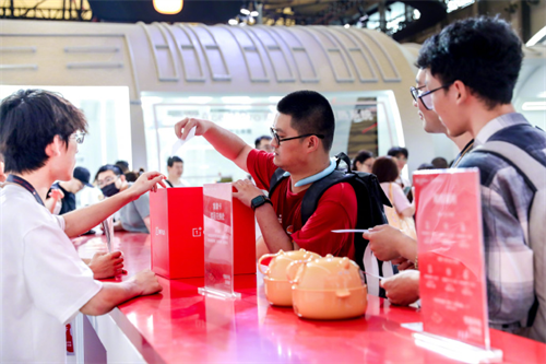 “局势突变,守护者迎来逆转,成功实现反超!”——CJ_Arena第三日战况速报
“局势突变,守护者迎来逆转,成功实现反超!”——CJ_Arena第三日战况速报