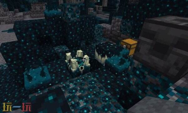 关于在《我的世界》中如何找到远古城市，本文为您详细介绍了相关的指令与坐标获取方法。
