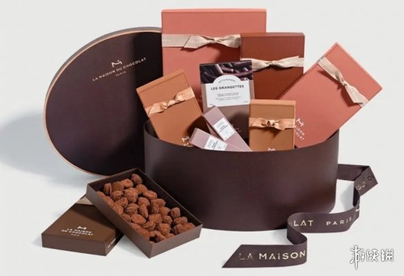 V社在圣诞节期间送出了高端巧克力礼盒，<br>多家知名游戏开发团队纷纷晒出收礼照片，引发热烈讨论。
