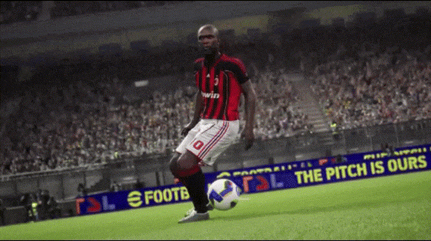 十年磨砺红黑传奇,一脚劲射震撼全场 十年磨砺红黑传奇,一脚劲射震撼全场