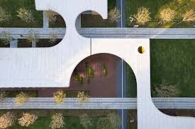 云之国家园中的建筑，具备哪些核心功能？
