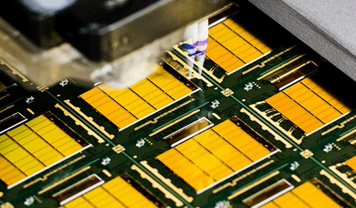 黄仁勋表示，内存短缺对NVIDIA而言是一大利好——玩家可能需承担价格上涨的风险