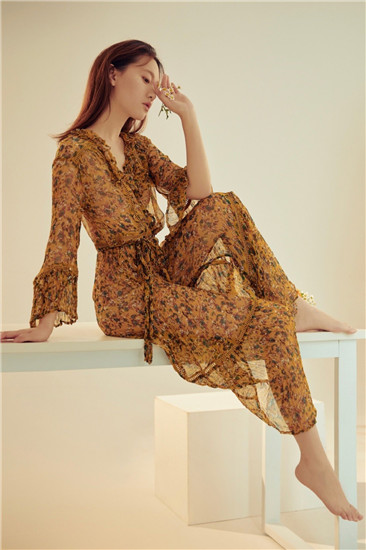 pr社萌汁户外露出免费福利