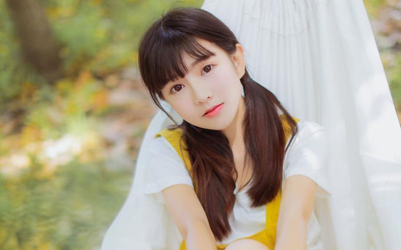 水嫩清纯美女视频在线观看