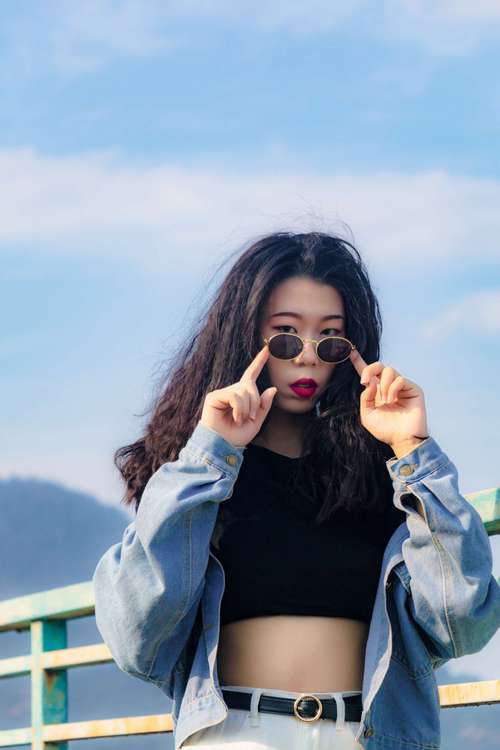 玉米传媒(一天免费看三次)