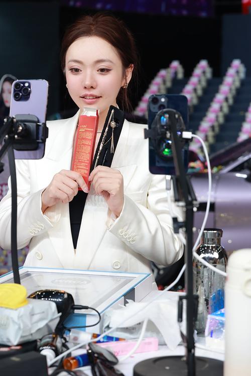 蜜芽768二区直播