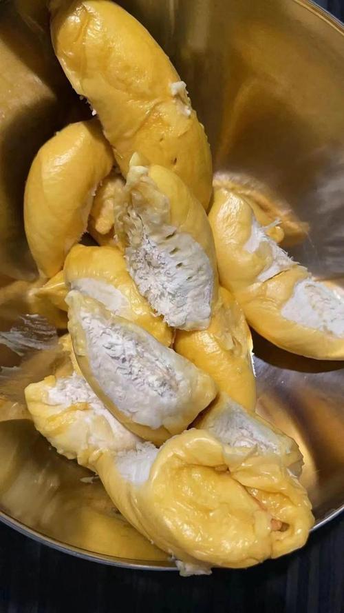 榴莲蜜桃无码观看