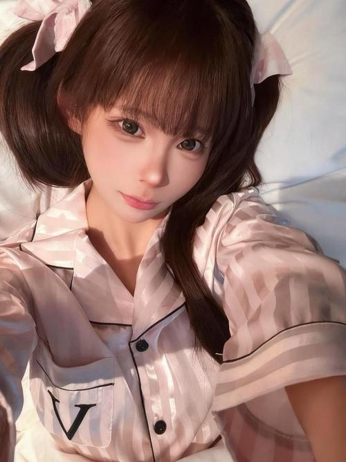 亚洲色偷自拍高清视频