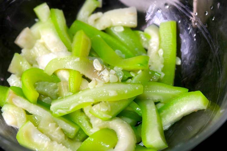 秋葵茄子丝瓜香草榴莲免费视频